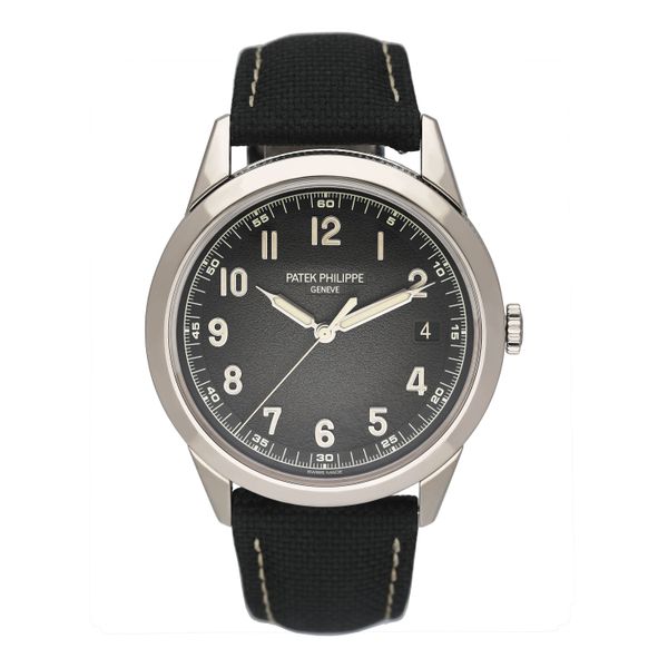 Patek Philippe Calatrava 5226G-001